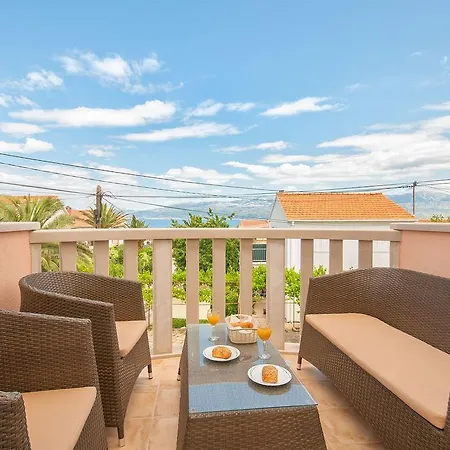 Ante Apartment Supetar