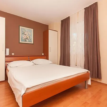 Ante Apartment